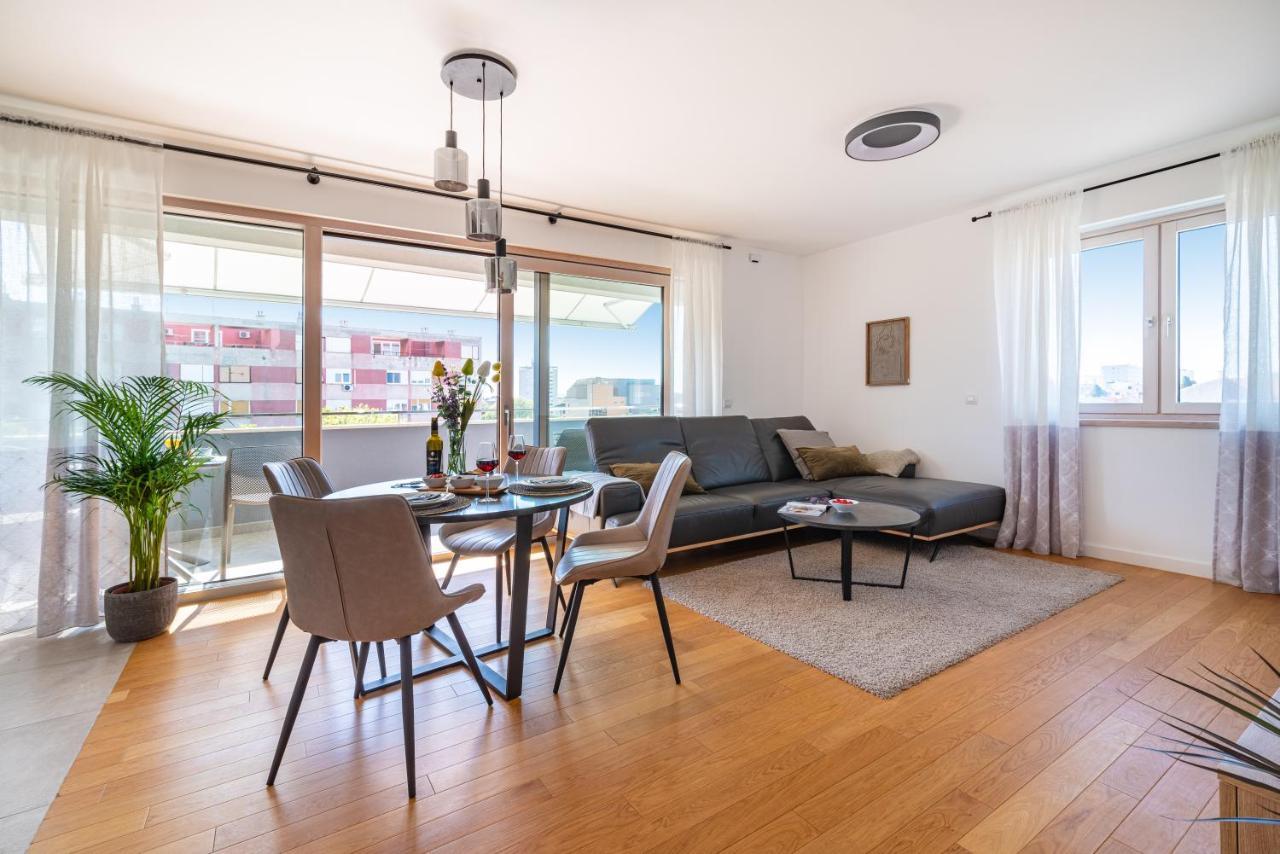 D-Apartment - With Garage And Balcony Zadar Exterior foto