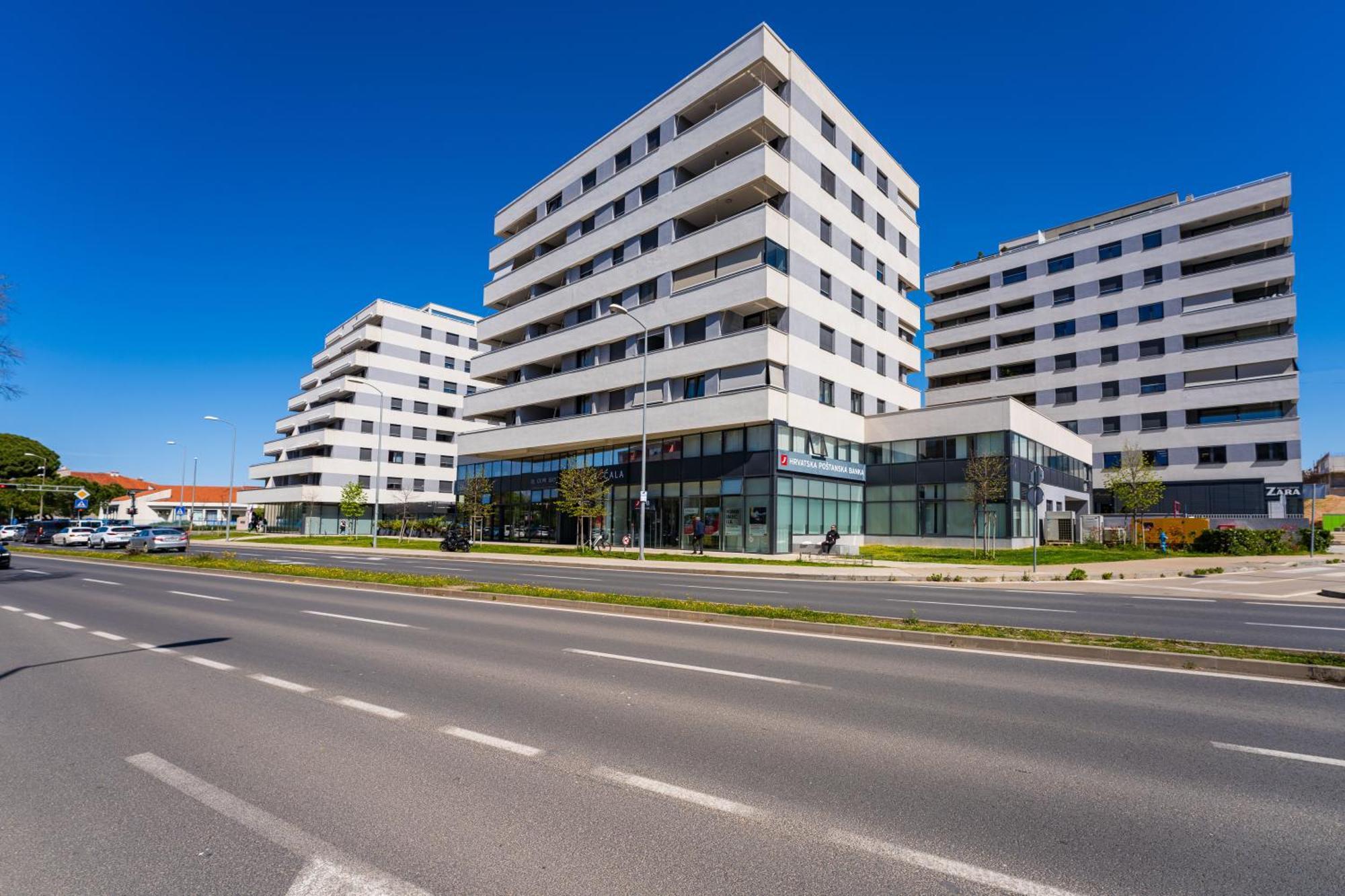 D-Apartment - With Garage And Balcony Zadar Exterior foto