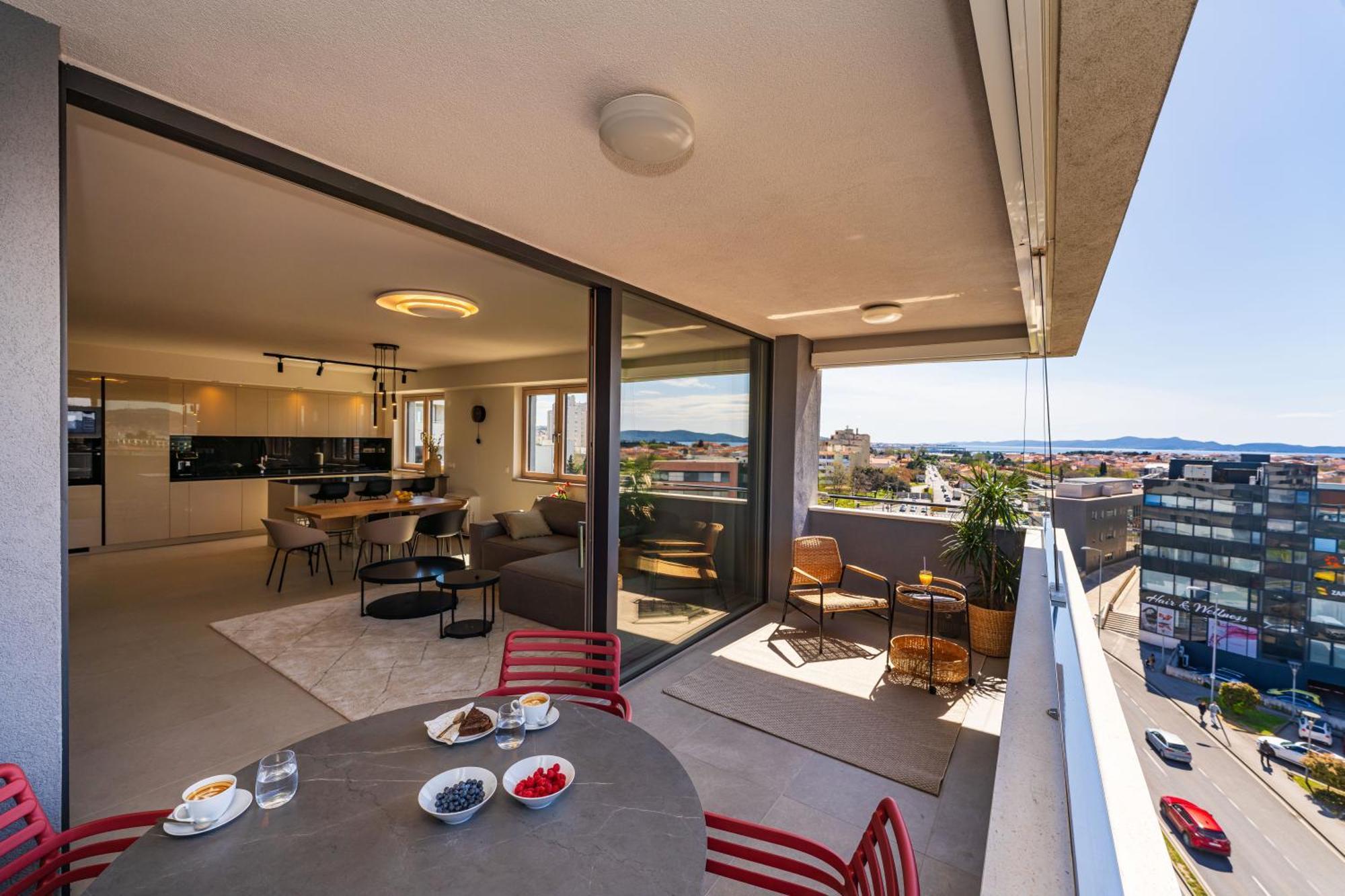D-Apartment - With Garage And Balcony Zadar Exterior foto