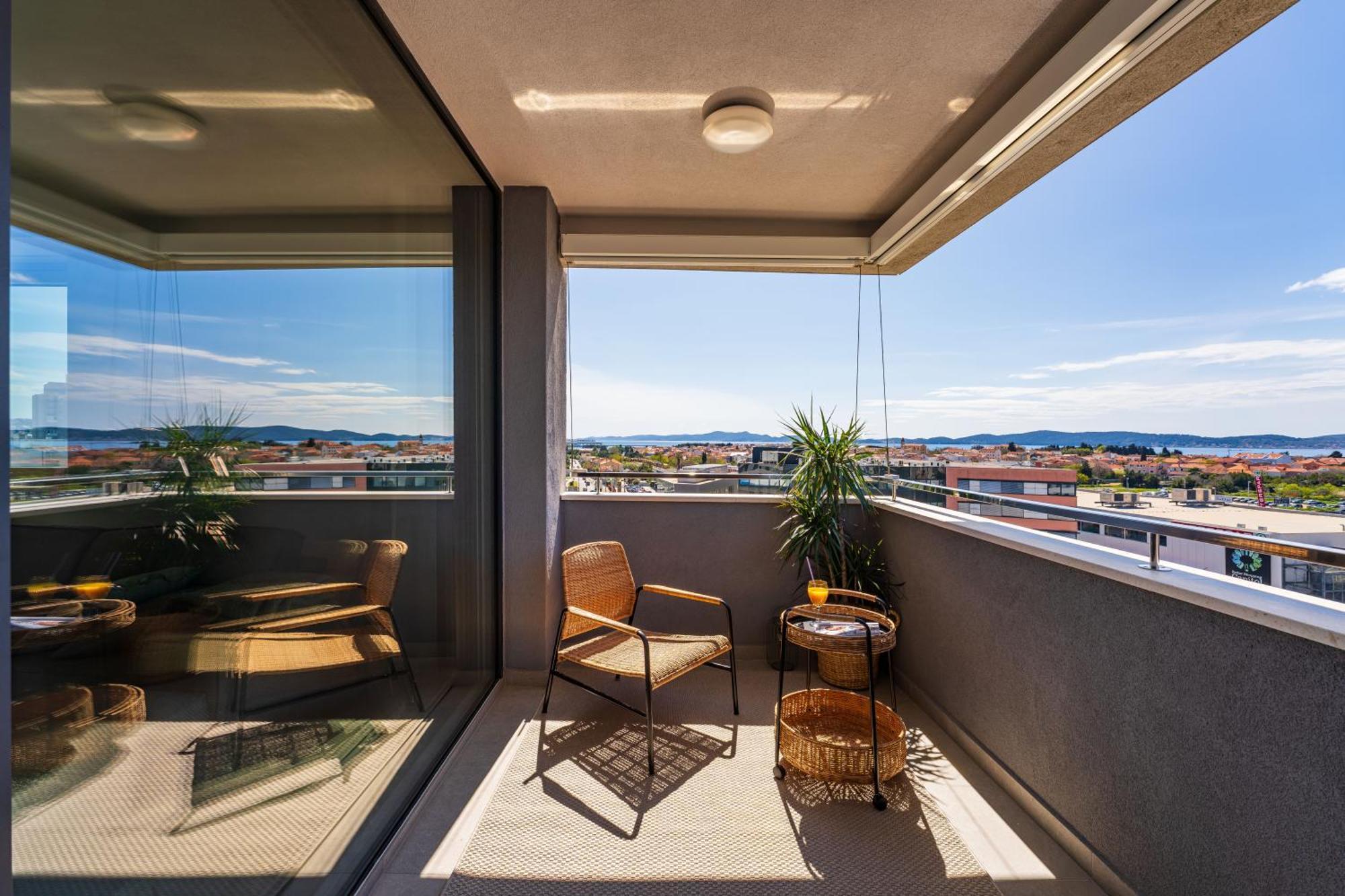 D-Apartment - With Garage And Balcony Zadar Exterior foto